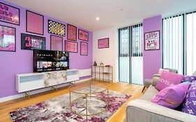 Maevela Apartments - ☆ Purple Female Power Apartment City Centre - 5 Min Walk From Bullring, Cube, Mailbox, New Street Station - Free Netflix & Wifi